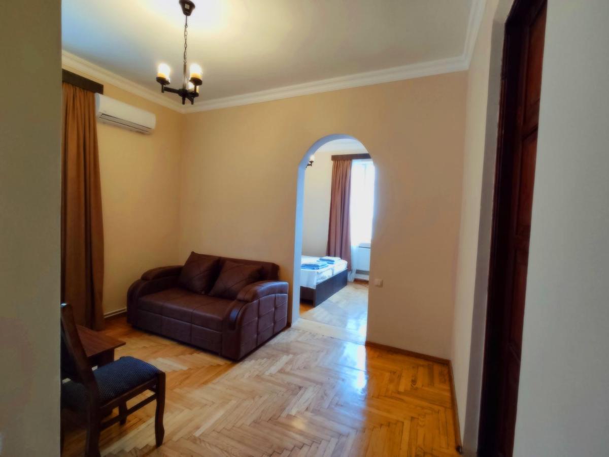 Guesthouse White Swan コブレチ エクステリア 写真
