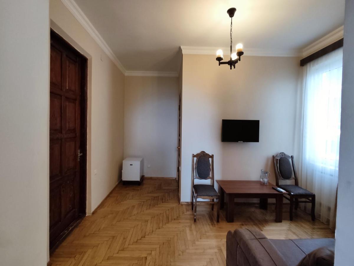 Guesthouse White Swan コブレチ エクステリア 写真