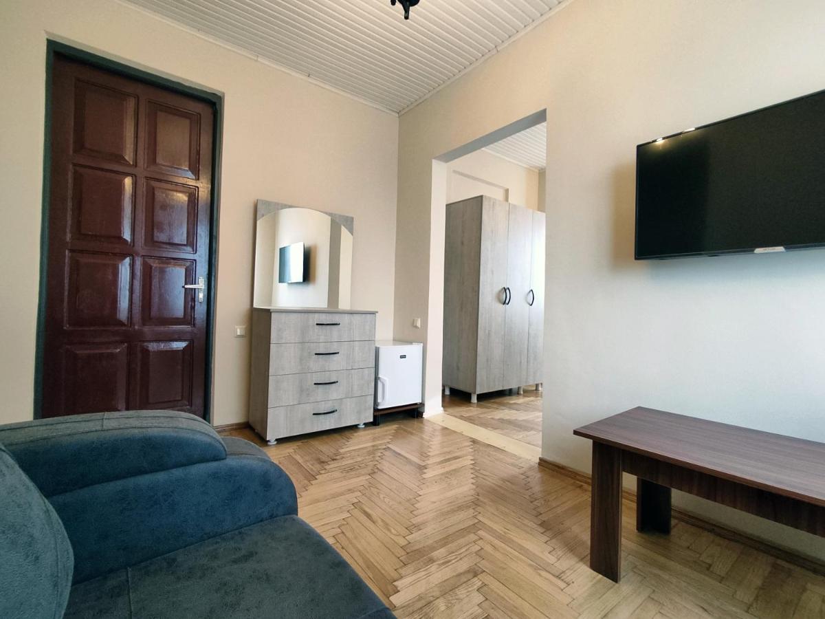 Guesthouse White Swan コブレチ エクステリア 写真